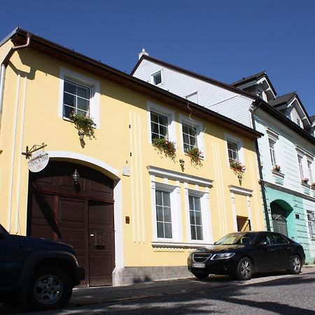 Pension Anna Vel'ka Lomnica Exteriör bild